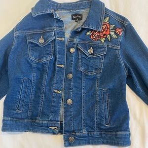 Denim jacket with rose embroidery